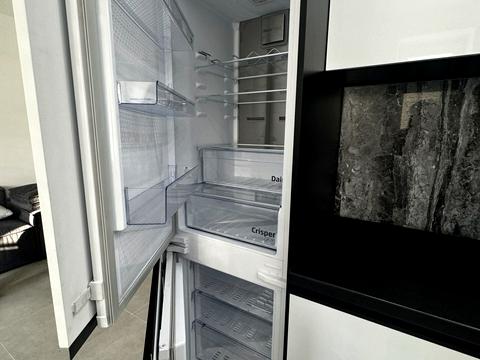 квартира по адресу Владимира Ивасюка ул., (Будинок)