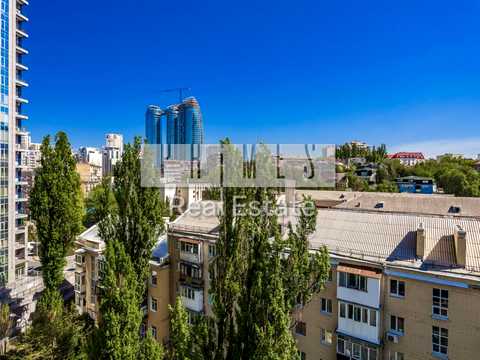 квартира за адресою Джона Маккейна вул. (Івана Кудрі), 7