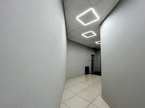 коммерческая по адресу Большая Васильковская ул. (Красноармейская), 72
