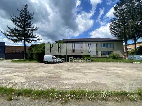 комерційна за адресою Дружби вул., 10