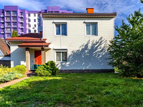 будинок за адресою с. Петропавлівська Борщагівка, травнева, 3