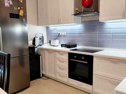 квартира за адресою Сім'ї Кульженків вул. (Петра Дегтяренка), 33