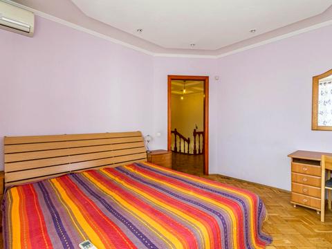 будинок за адресою с. Петропавлівська Борщагівка, травнева, 3