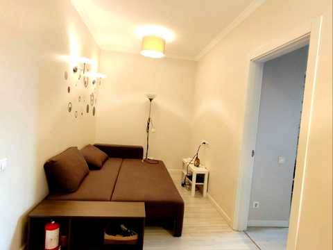 квартира за адресою Сім'ї Кульженків вул. (Петра Дегтяренка), 33