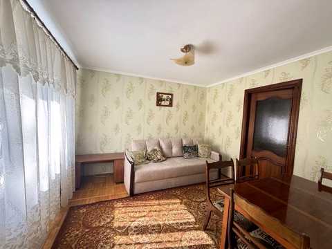 квартира за адресою Довженка вул., 13