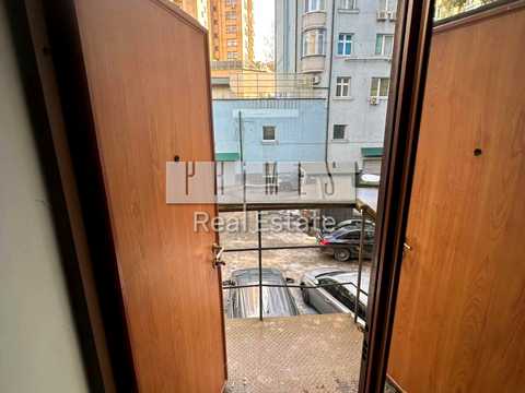 коммерческая по адресу Александра Конисского ул., 80