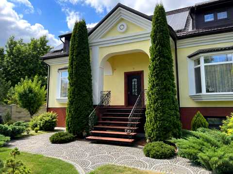 будинок за адресою Щаслива вул.