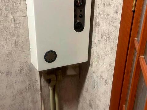 будинок за адресою Кам'янське (Дніпродзержинськ), Гімназичний просп. (Пеліна)