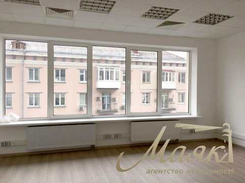 комерційна за адресою Кловський узвіз, 7