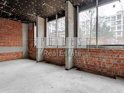 комерційна за адресою Київ, Ґарета Джонса вул. (Сім'ї Хохлових), 8