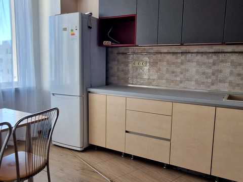 квартира за адресою Владислава Бувалкіна вул., 56