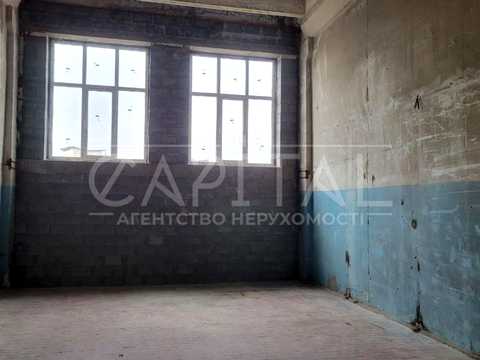 комерційна за адресою Троїцько-Кирилівська вул. (Олексія Терьохіна), 60