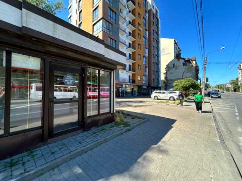 коммерческая по адресу Независимости ул., 140