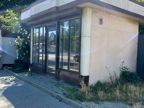 коммерческая по адресу Независимости ул., 140