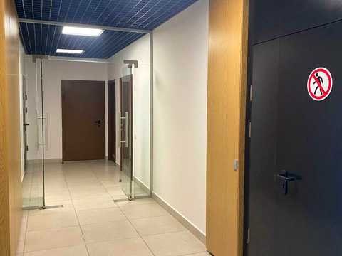 комерційна за адресою Зелена вул., (Будинок 2)