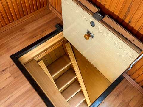 будинок за адресою с. Озерна, Вишнева, 26