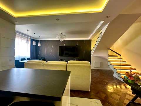 квартира за адресою Героїв Крут вул., 3