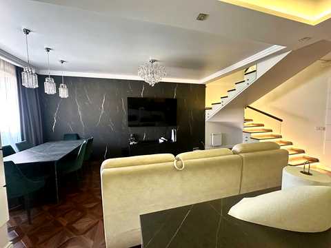 квартира за адресою Героїв Крут вул., 3