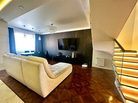 квартира за адресою Героїв Крут вул., 3