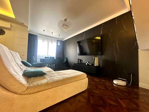 квартира за адресою Героїв Крут вул., 3