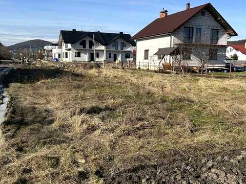 участок по адресу 