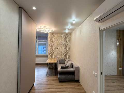 квартира за адресою Перлинна вул., 8
