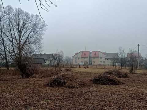 участок по адресу 