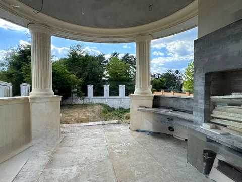 дом по адресу Весняна ул.