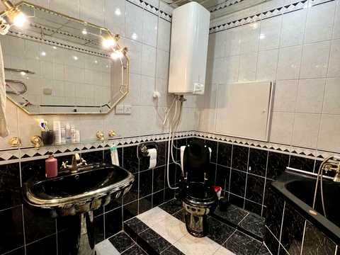 квартира по адресу Феодосийская ул., 4