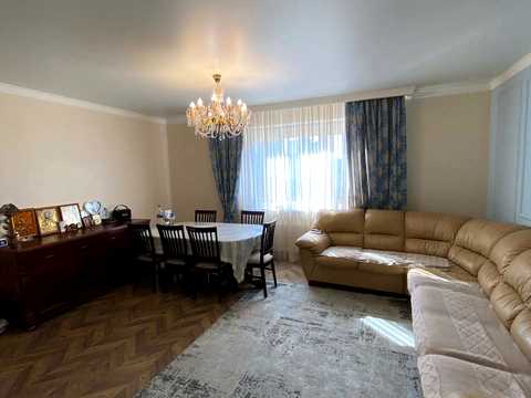квартира за адресою Академіка Сахарова вул., (30 перлина)