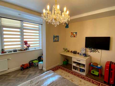 квартира за адресою Академіка Сахарова вул., (30 перлина)