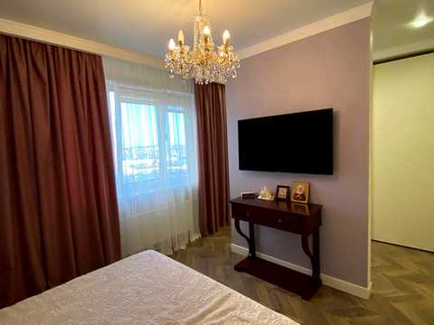 квартира за адресою Академіка Сахарова вул., (30 перлина)