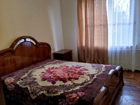 квартира за адресою Автозаводська вул., 20