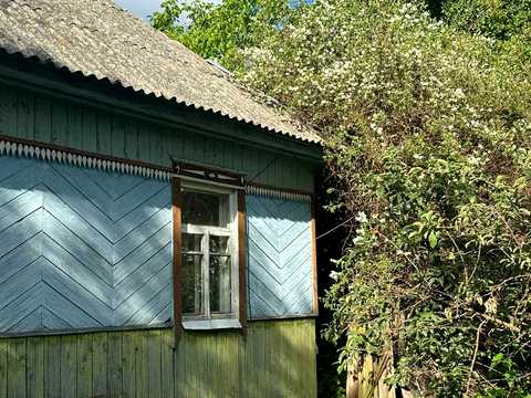 будинок за адресою Квітнева