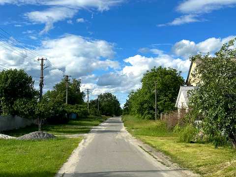 будинок за адресою Квітнева