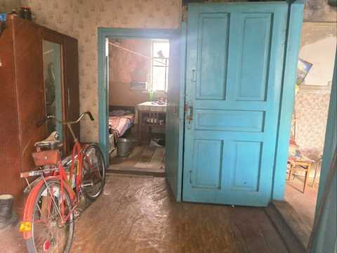 будинок за адресою Квітнева