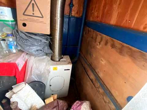 будинок за адресою с. Озера, Весняна