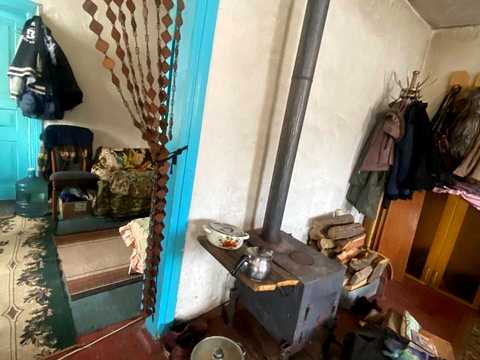 будинок за адресою с. Озера, Весняна