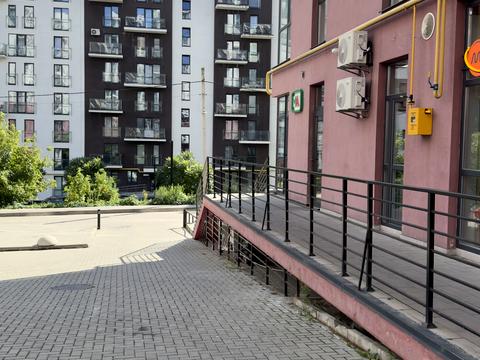 комерційна за адресою Малоголосківська вул., 32-Г