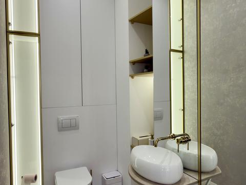 комерційна за адресою Малоголосківська вул., 32-Г