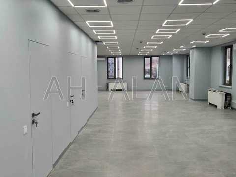 коммерческая по адресу Большая Васильковская ул. (Красноармейская), 72