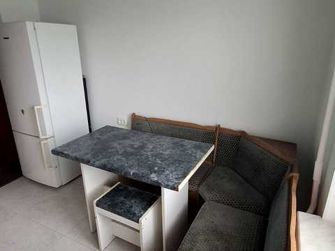 квартира за адресою Автозаводська вул., 20