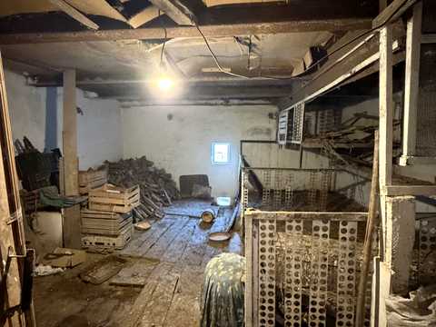 будинок за адресою с. Студениця, Центральна, 8