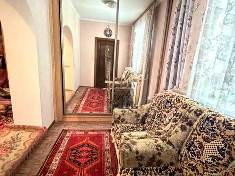 будинок за адресою с. Студениця, Центральна, 8