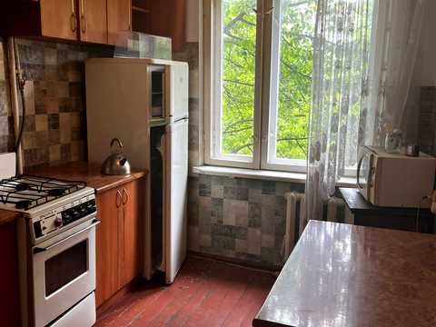 квартира за адресою Олександра Довженка вул., 7-Б