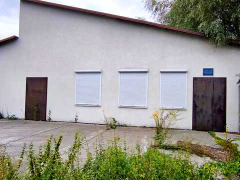 комерційна за адресою запрудська, 61