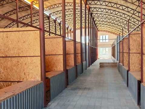 комерційна за адресою запрудська, 61