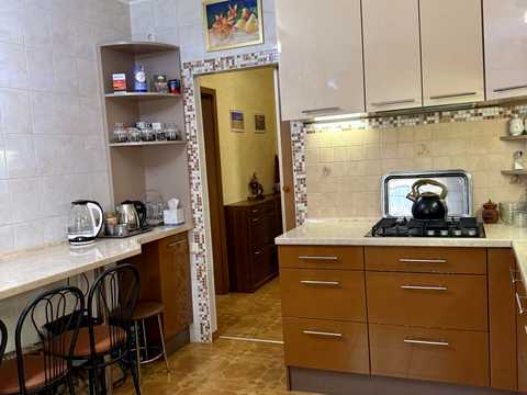 квартира за адресою Євгена Чикаленка вул., 59б