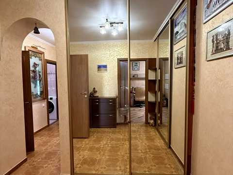 квартира за адресою Євгена Чикаленка вул., 59б