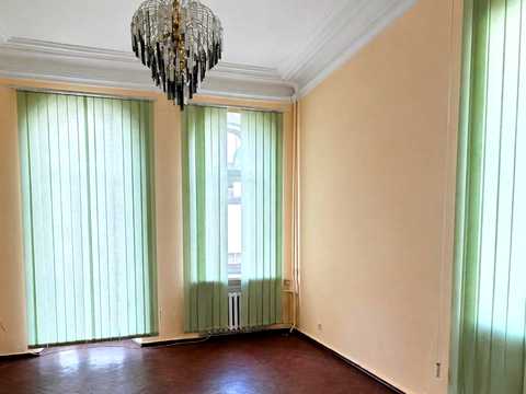 комерційна за адресою Шота Руставелі вул., 15